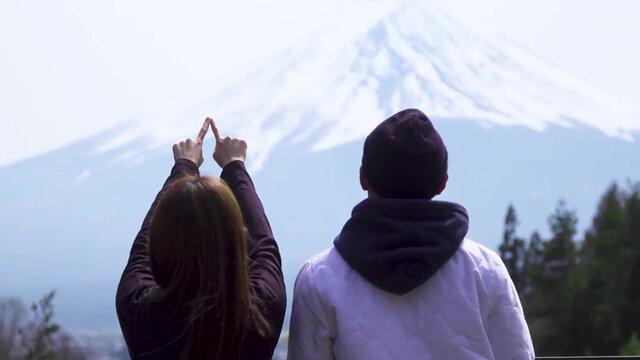 富士山朝聖之旅劇照
